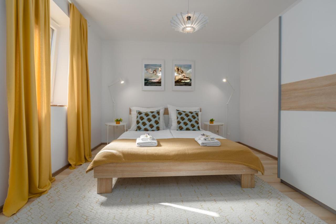 Apartments Agata Novigrad Istria Extérieur photo