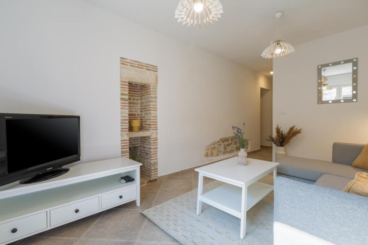 Apartments Agata Novigrad Istria Extérieur photo